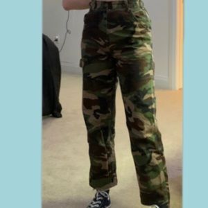 Brandy Melville Camo Pants
